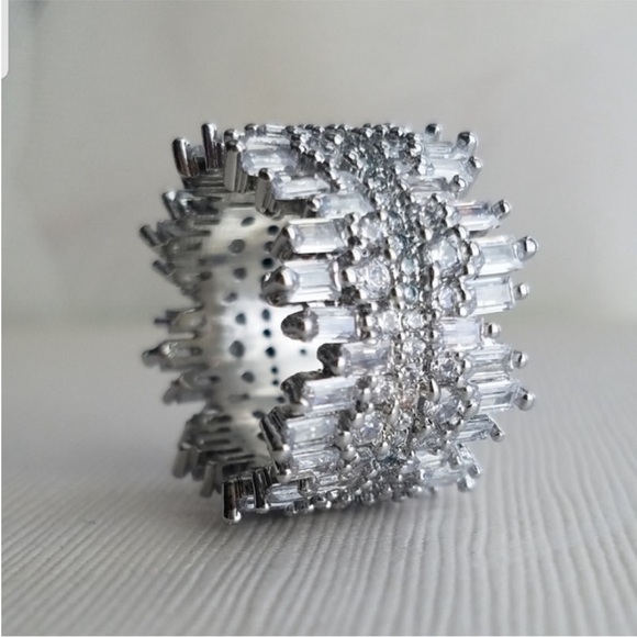 Swarovski Elements 925 Sterling Silver Statement Eternity Band NEW - Picture 3 of 6